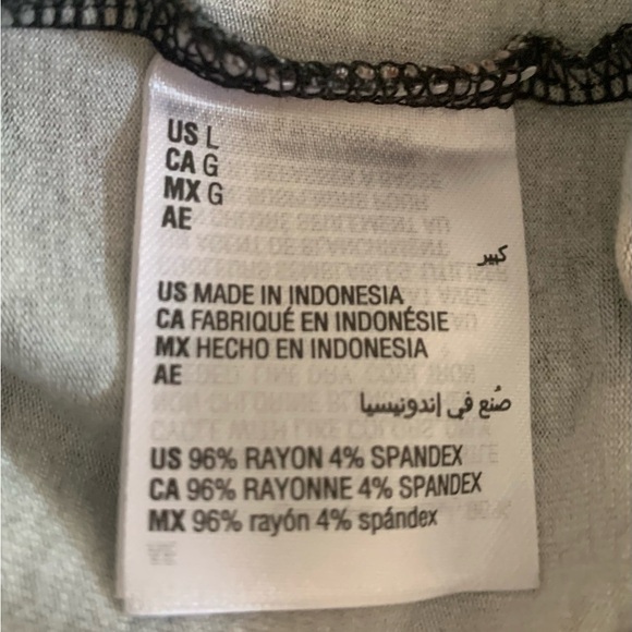 Bar III multicolored camo pattern crew neck muscle tee - Picture 5 of 7